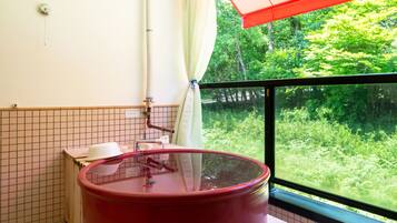 Dobbeltværelse - ryger (with Private Open-air Bath) | Balkon