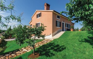 Esterni