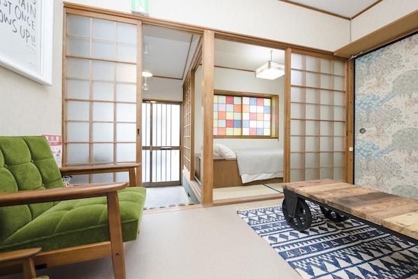 2 bedrooms, desk, iron/ironing board, free WiFi