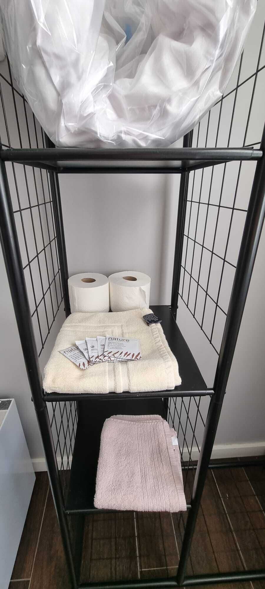 Economy Room | 6 bedrooms, minibar, individually decorated, desk