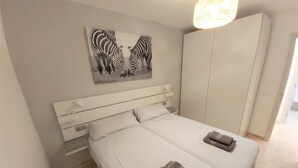 1 室のベッドルーム、アイロン / アイロン台、WiFi、ベッドシーツ