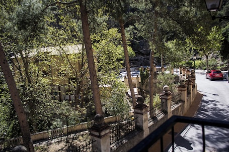 House, 3 Bedrooms (Mariola) | Balcony view