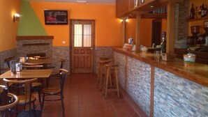 Unclassified image, 2 of 23, button - Hotel Rural La Pista (Cangas del Narcea)