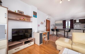 تلفزيون ذكي، كرة قدم الطاولة، ستيريو