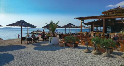 Cozy home in Fazana with kitchen