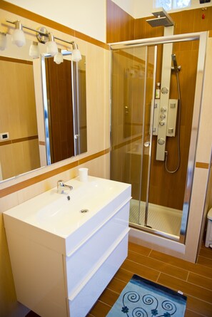 Comfort Suite, 1 Bedroom, Fireplace | Premium bedding, down comforters, desk, free WiFi - I Delfini (Agropoli)