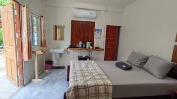 Chambre Familiale, non-fumeurs | Wi-Fi gratuit