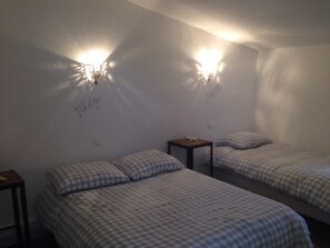 1 bedroom, iron/ironing board, WiFi, bed sheets