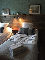 Twin Room, 2 Twin Beds | Desk, iron/ironing board, cribs/infant beds, rollaway beds