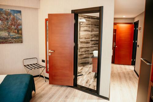 Family Room, 2 Bedrooms