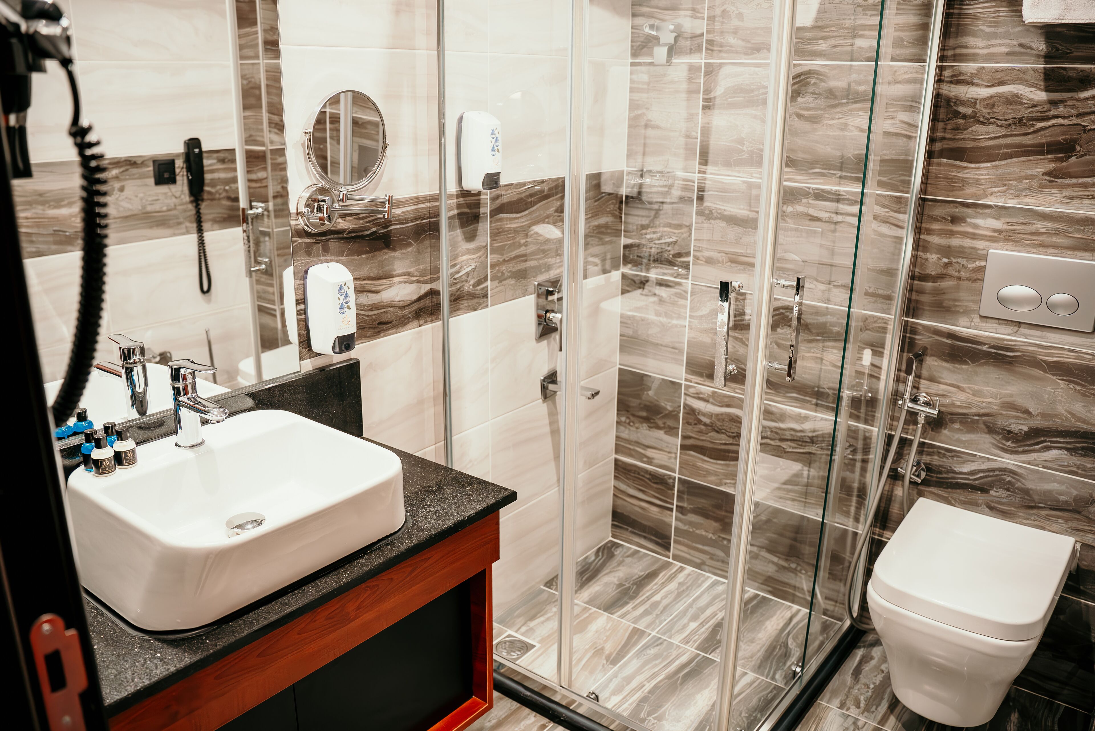 Foto - Grand Vaves Hotel