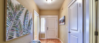 Be our Guest- Close to everything! Boise- Meridian - Eagle - I-84 w/pool