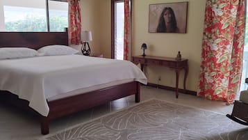 3 bedrooms, iron/ironing board, travel cot, free WiFi