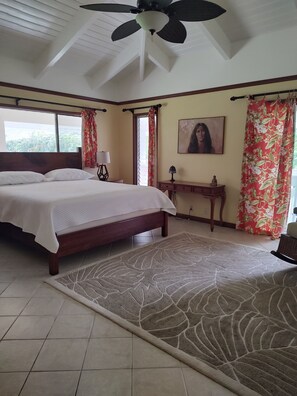 3 slaapkamers, een strijkplank/strijkijzer, reisbedje, gratis wifi