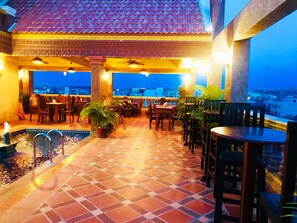 Bar (on property) - Hello Cambodia Boutique (Siem Reap)