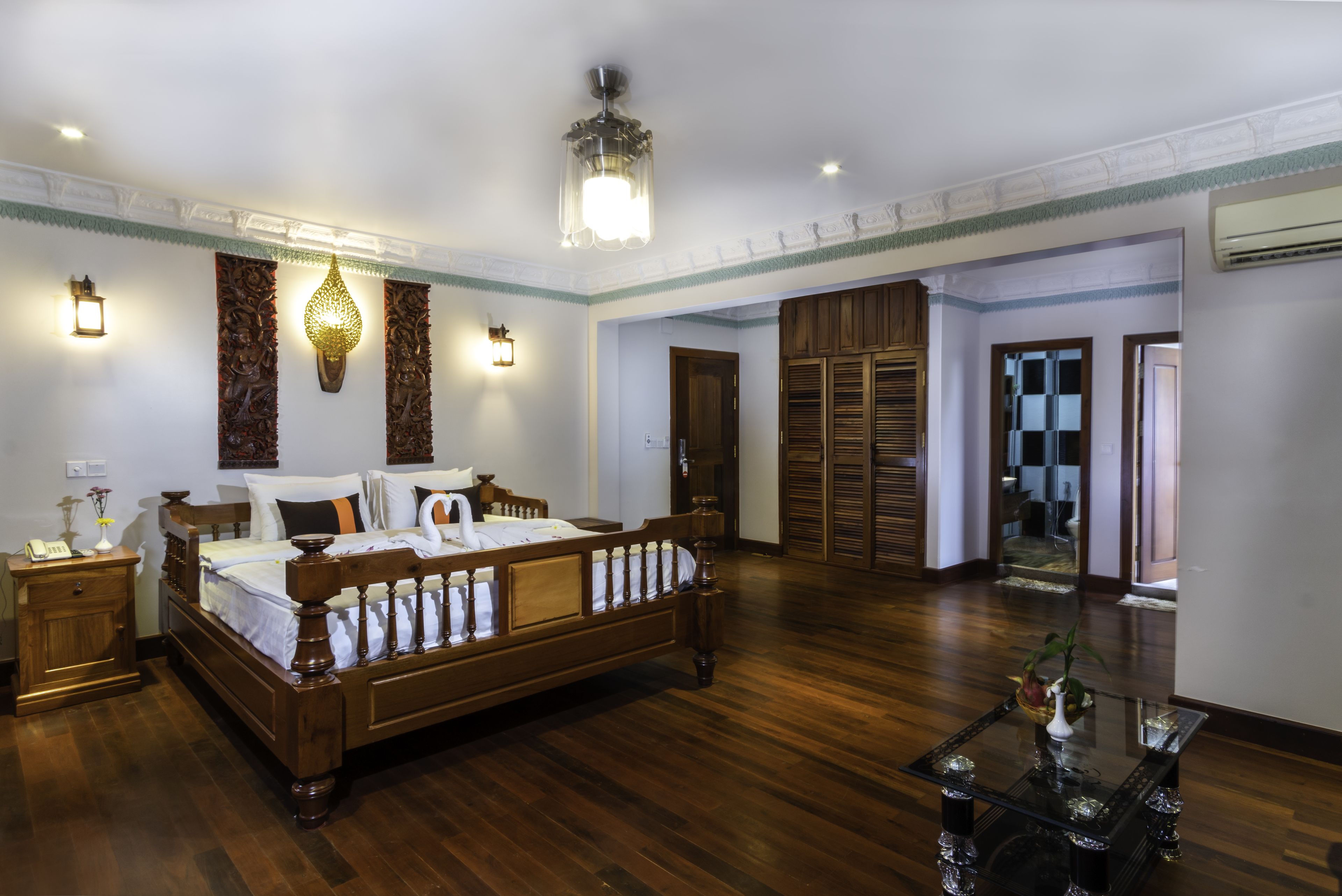 Photo - Hello Cambodia Boutique