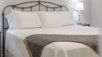 3 chambres, fer et planche à repasser, Wi-Fi gratuit, draps fournis