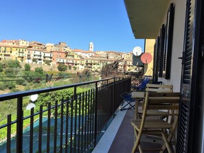 Apartment, 3 Schlafzimmer | Terrasse/Patio