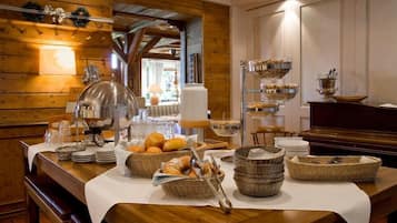 Bao gồm bữa sáng buffet hàng ngày