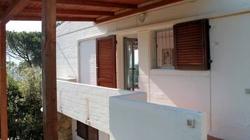 บริเวณภายนอก