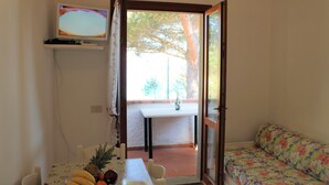 Individually decorated, individually furnished - Appartamenti Le Sirene (Marciana)