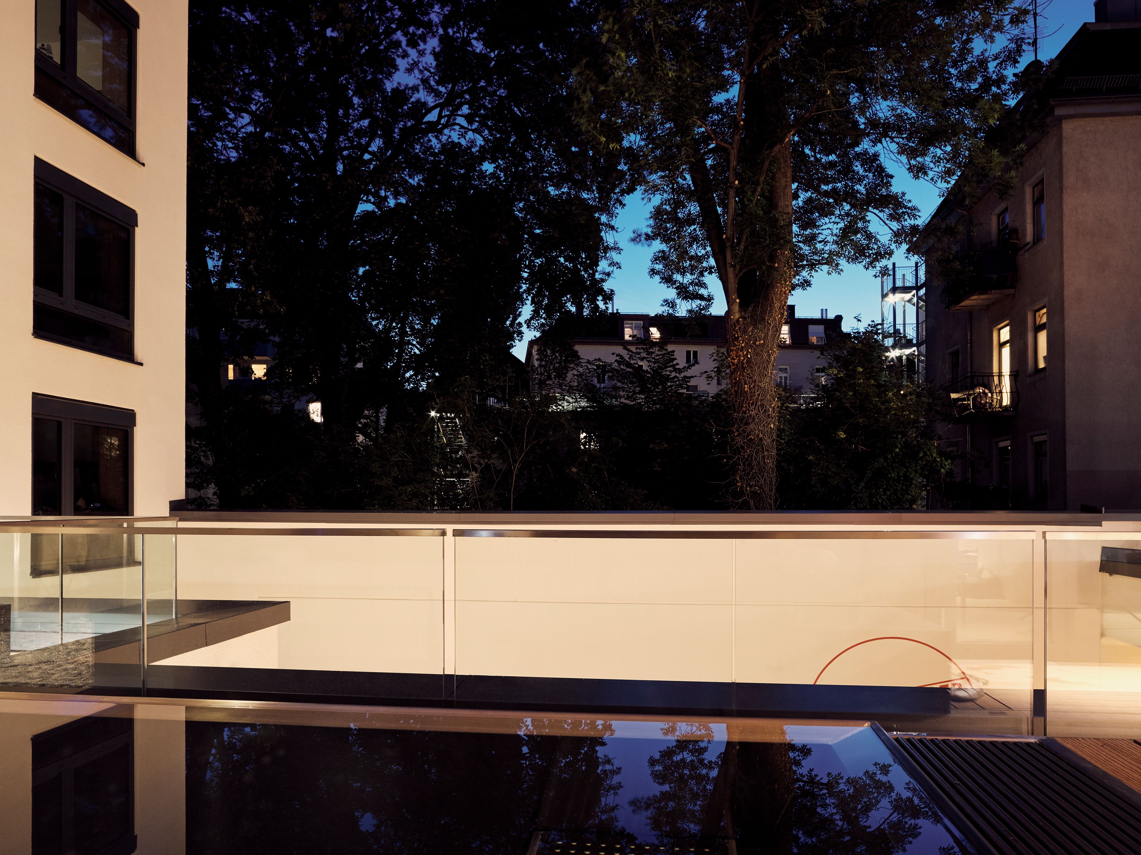 Sesongbasert utendørsbasseng