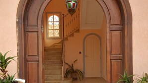 Entrada de la propiedad