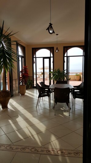 Dining - Villa Miramar (Mirleft)