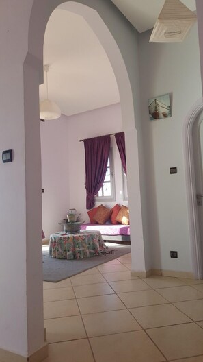 43-inch flat-screen TV with satellite channels, TV - Villa Miramar (Mirleft)