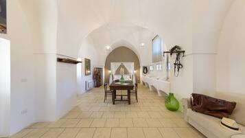 Suite Junior | Con arredamento individuale, una scrivania