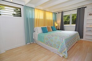 WiFi, bed sheets - Cozy Kaaawa Studio with Mountain Views - 30 Day Min (Kaaawa)