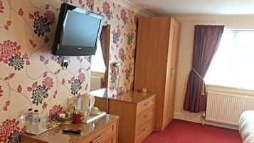 Habitación doble de lujo, baño en la habitación, vista al jardín (Bath and Shower)