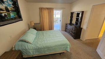 2 quartos, berço de viagem, Wi-Fi de cortesia, roupa de cama