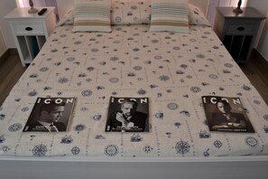 Roupas de cama premium, individualmente decorados, escrivaninha