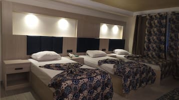 Standard Üç Kişilik Oda | 1 yatak odası, minibar, odada kasa, ses yalıtımı