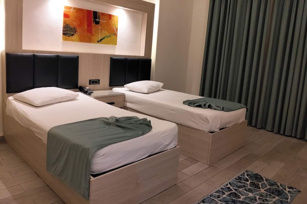 1 quarto, frigobar, cofres nos quartos, quartos à prova de som