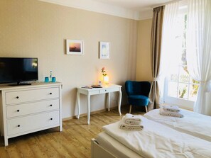 Ropa de cama de alta calidad, wifi gratis y ropa de cama