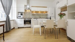 Superior Apartment, 2 Bedrooms | In-room dining