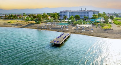 Le Monde Beach Resort & Spa