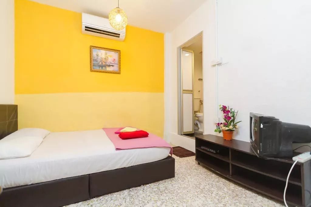 Standard Double Room with Bathroom