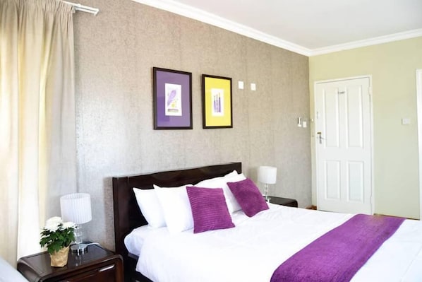 Premium bedding, minibar, in-room safe, desk