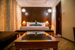 In-room safe, free cribs/infant beds, free WiFi