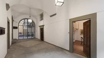 Apartment, 2 Bedrooms | Interior