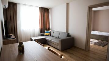 Luxury-Apartment, 2 Schlafzimmer | Wohnbereich