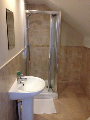 免费洗浴用品、吹风机、毛巾、肥皂