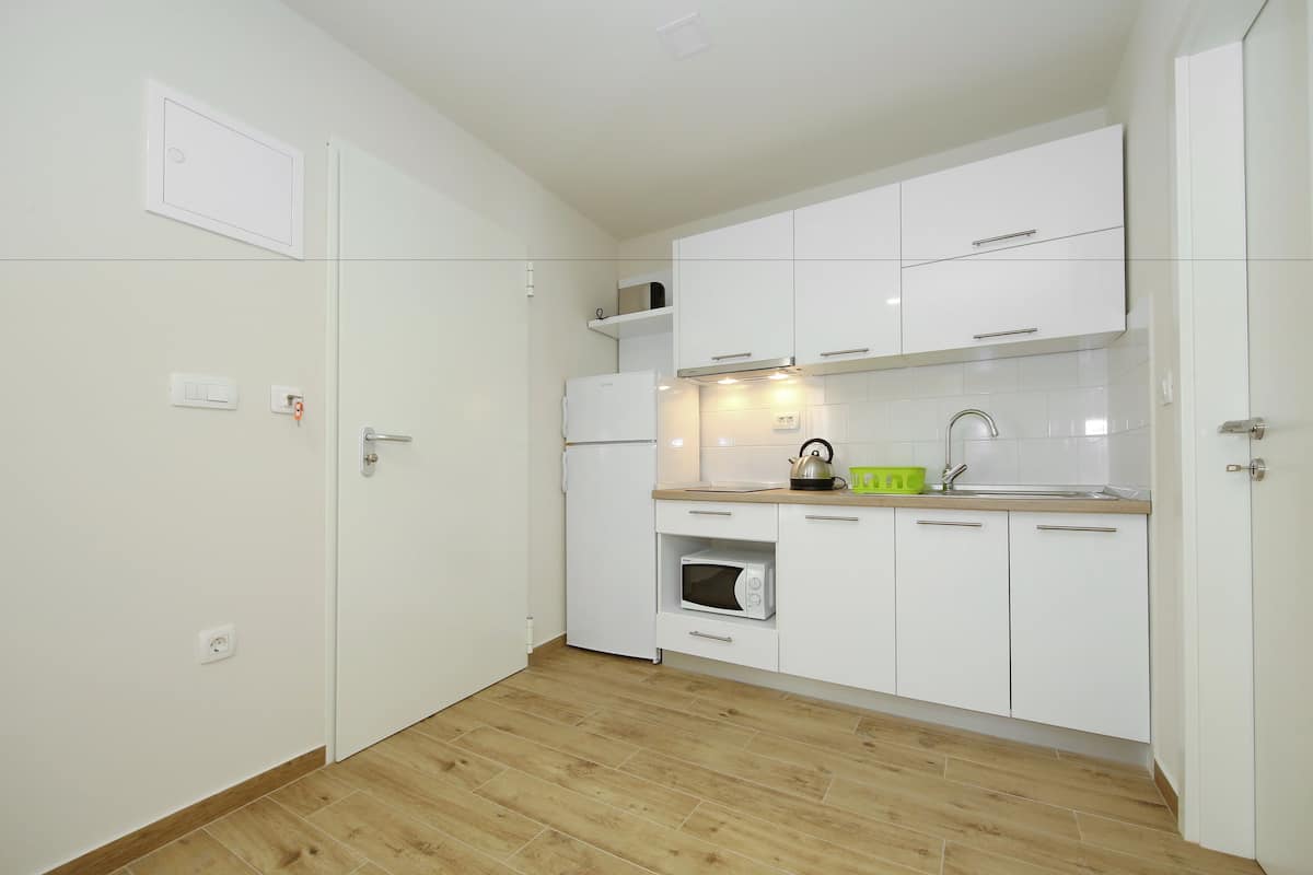 studio | private kitchen