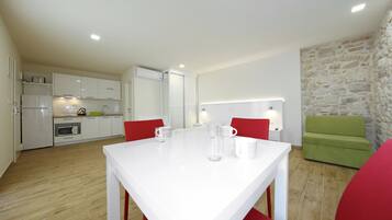 Studio | Living area