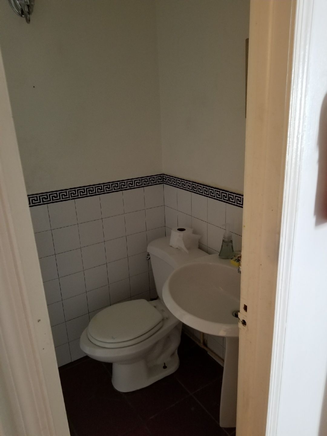 City Apartment, 3 Bedrooms, Kitchen, City View | Bathroom