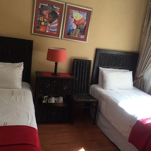Chambre avec lits jumeaux | Wi-Fi (supplément), literie fournie