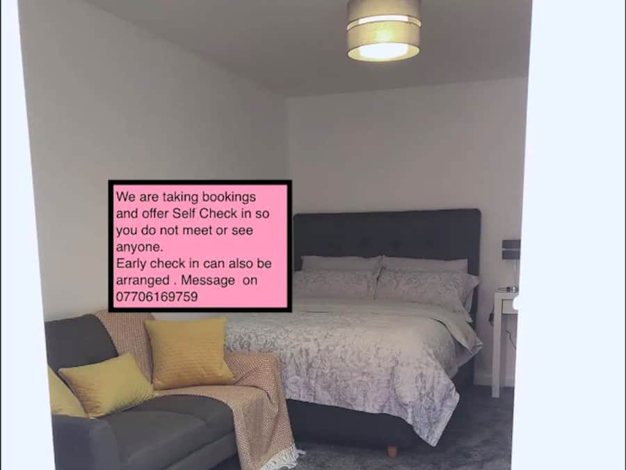 Double Room | Desk, soundproofing, iron/ironing board, free WiFi